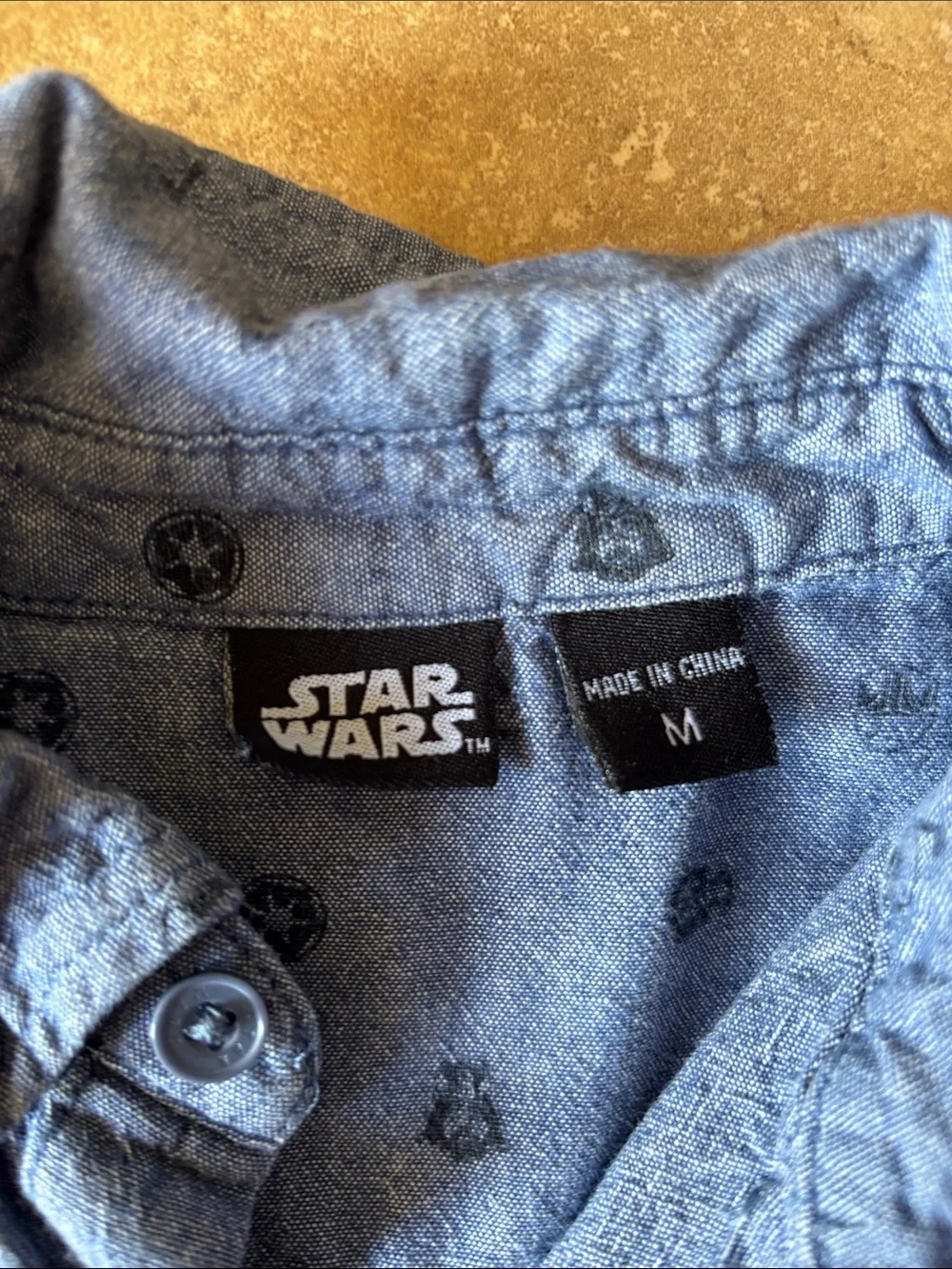 Boys M Star Wars button up
